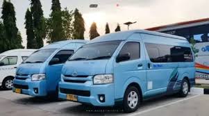 AIRPORT TRANSFER - HIACE COMMUTER (CANGGU / BATU BULAN / UBUD CENTRE)