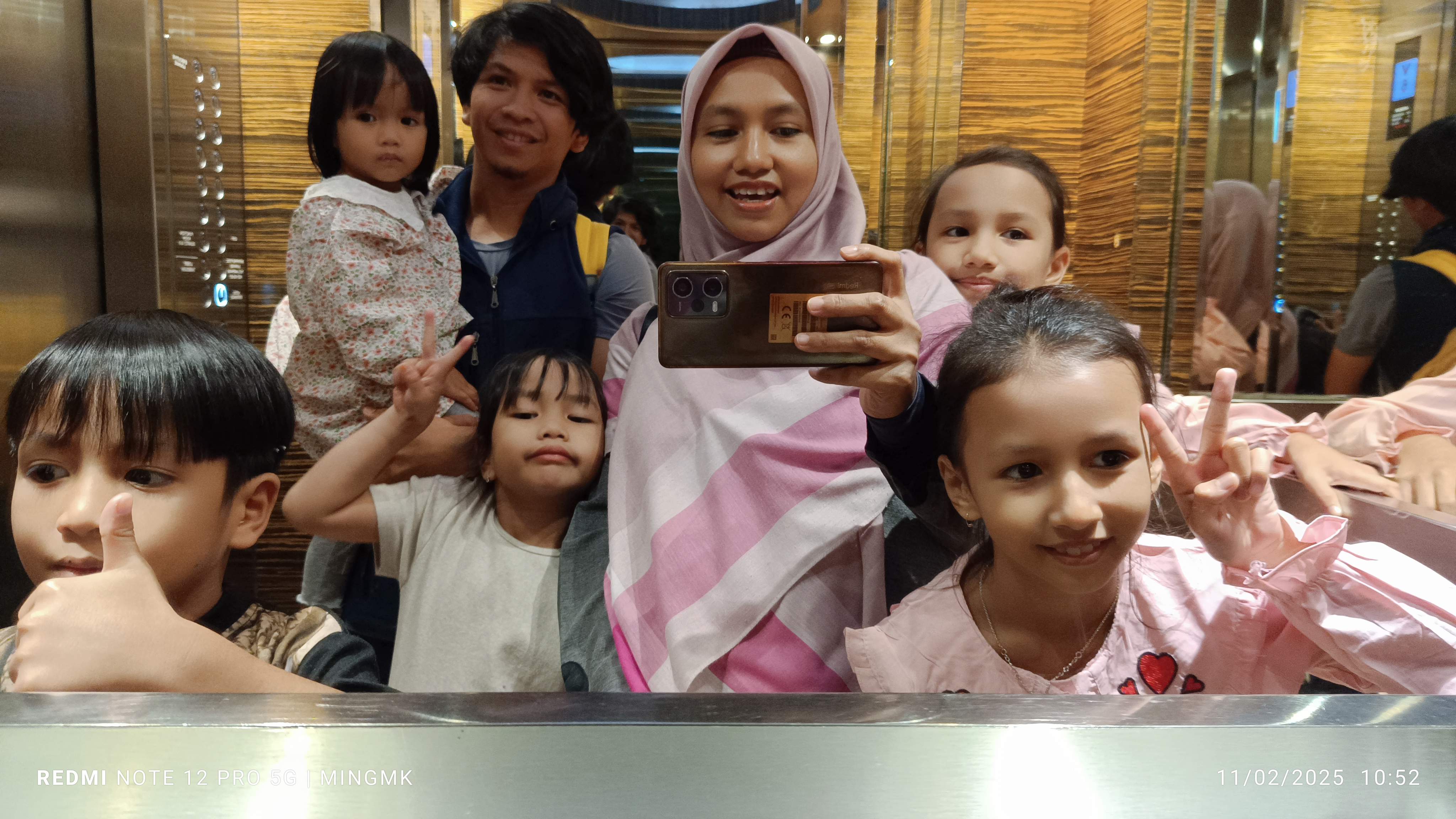 Miming Murti Karlina